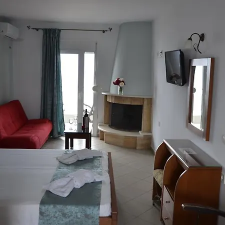 Apartment Kiwi Apartments Nea Fokea