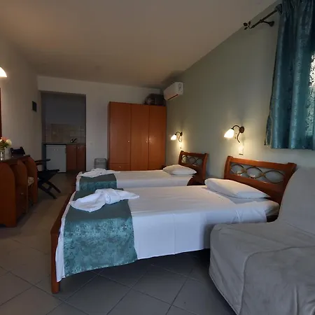 Kiwi Apartments * Nea Fokea