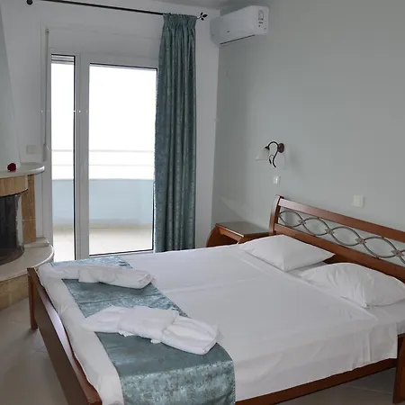 Kiwi Apartments Néa Fókaia